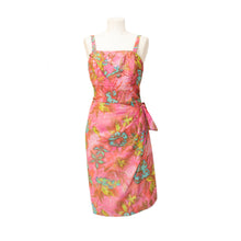 Load image into Gallery viewer, Vintage Hawaiian Dress